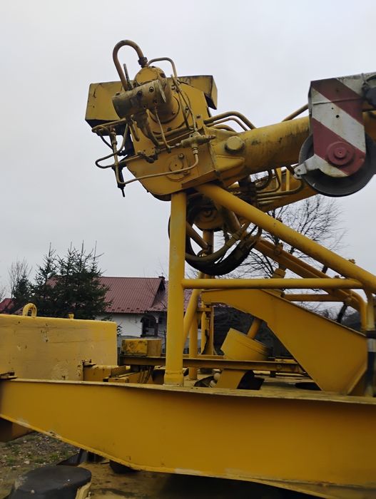 Wciągarka hydrauliczna dźwigu