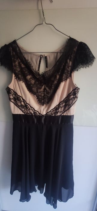 ASOS sukienka piękne plecy, koronka.
