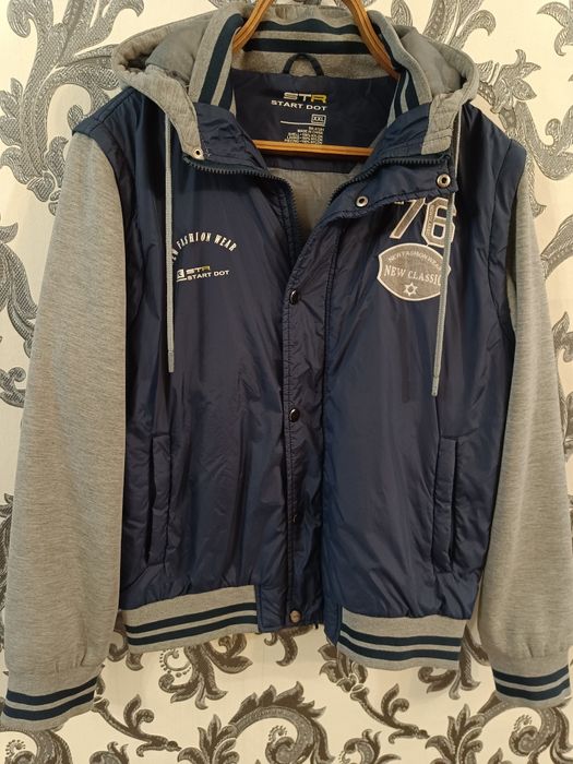 Куртка весняно-осіння.