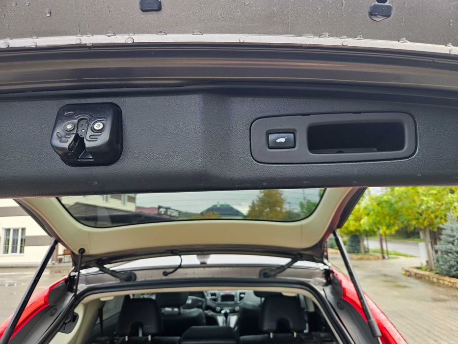 Автомобіль HONDA CR-V