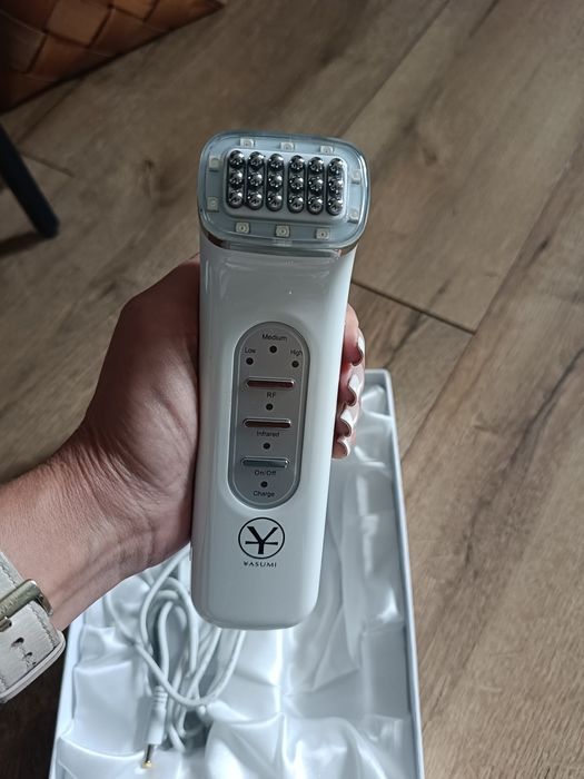 Urządzenie do liftingu twarzy