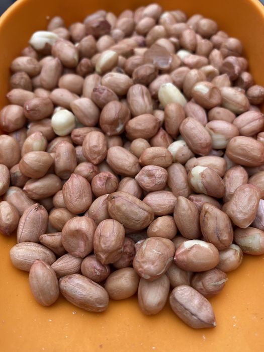 Арахис сырой неочищенный  вакууме свежая партия 2025 для жарки орехи