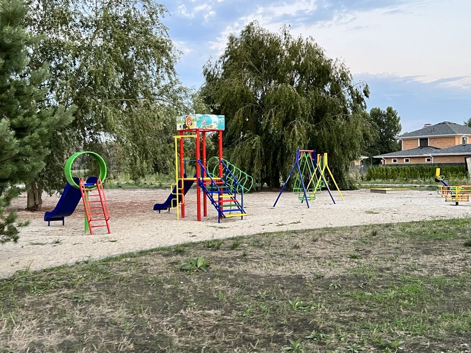 Видова ділянка- рівєра клаб. Перша лінія