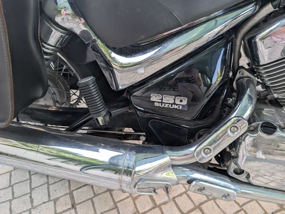 Mota Chopper Suzuki Intruder 250