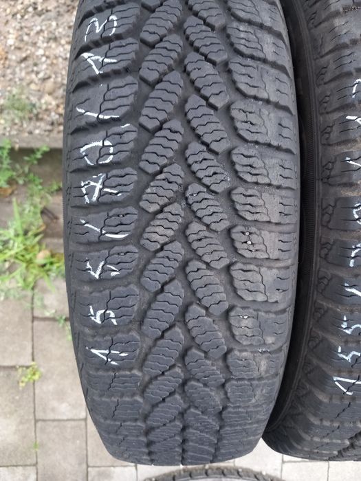 2x Opony Używane Całoroczne 155/70R13 Dębica