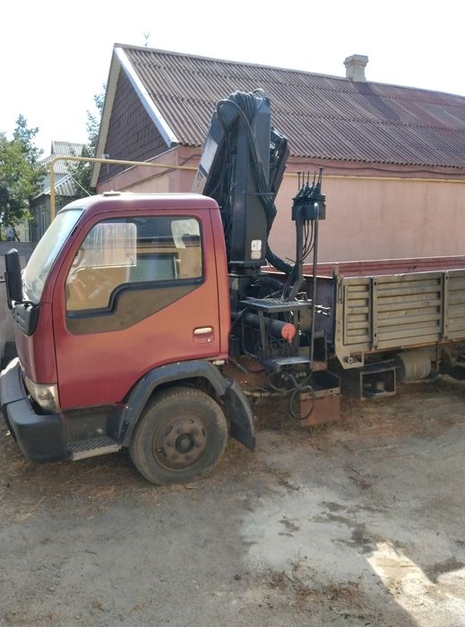 Продам автоманипулятор срочно.