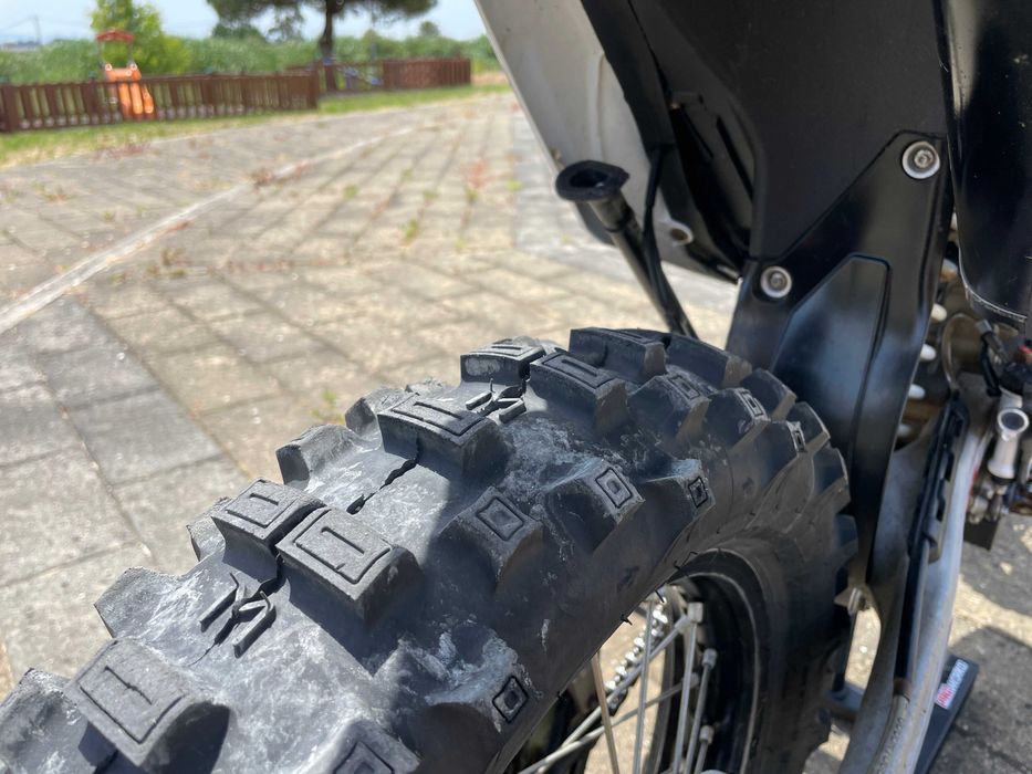 Husqvarna TE250i 2020 - Enduro