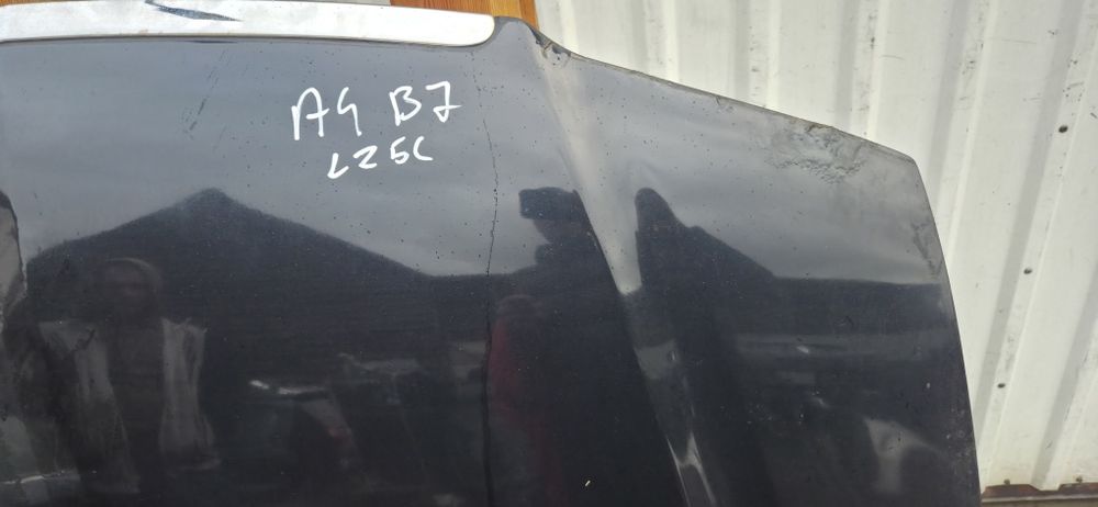 Audi a4 b7 maska lz5c a4b7