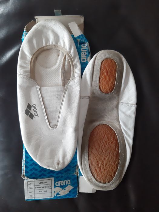 Sapatilhas de ginástica de pele 39 Arena