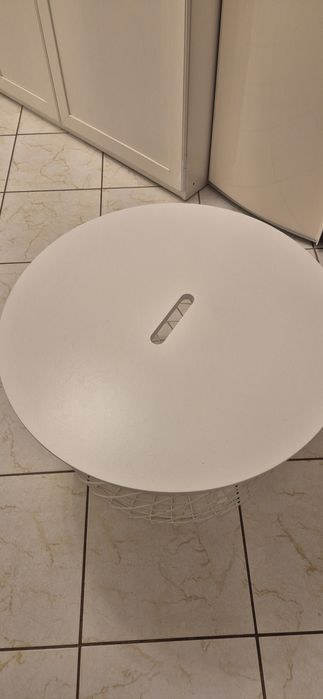 Stolik z koszem  Ikea