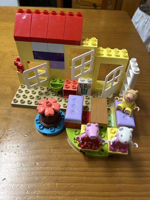 Vendo lego para crianca.