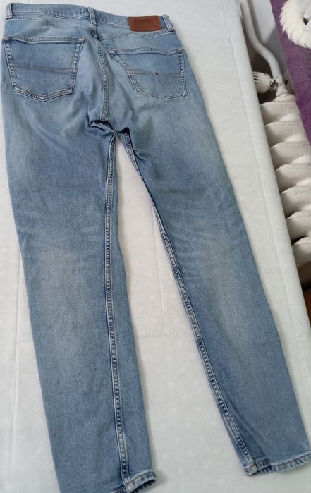 Spodnie damskie Tommy Jeans