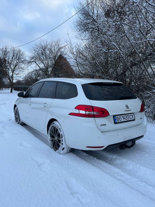 Продам Peugeot 308swt9 рік 2015 1.6t дизель
