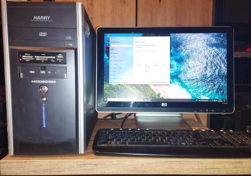 Intel i5 4570, 8GB ram, SSD 120gb, Geforce 440GT, Monitor HP