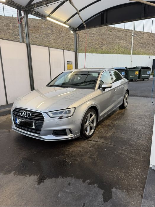 Audi A3 Limousine 30TDI S-Tronic Sport