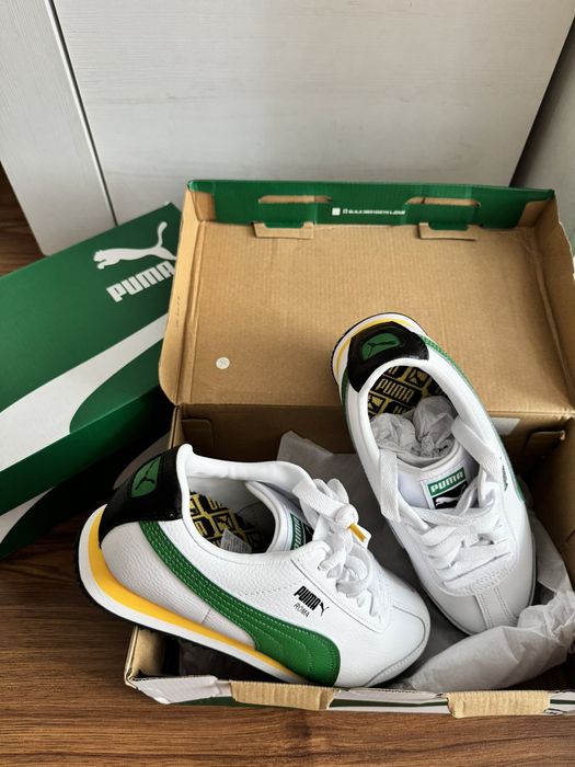 Кросівки Puma Roma 37