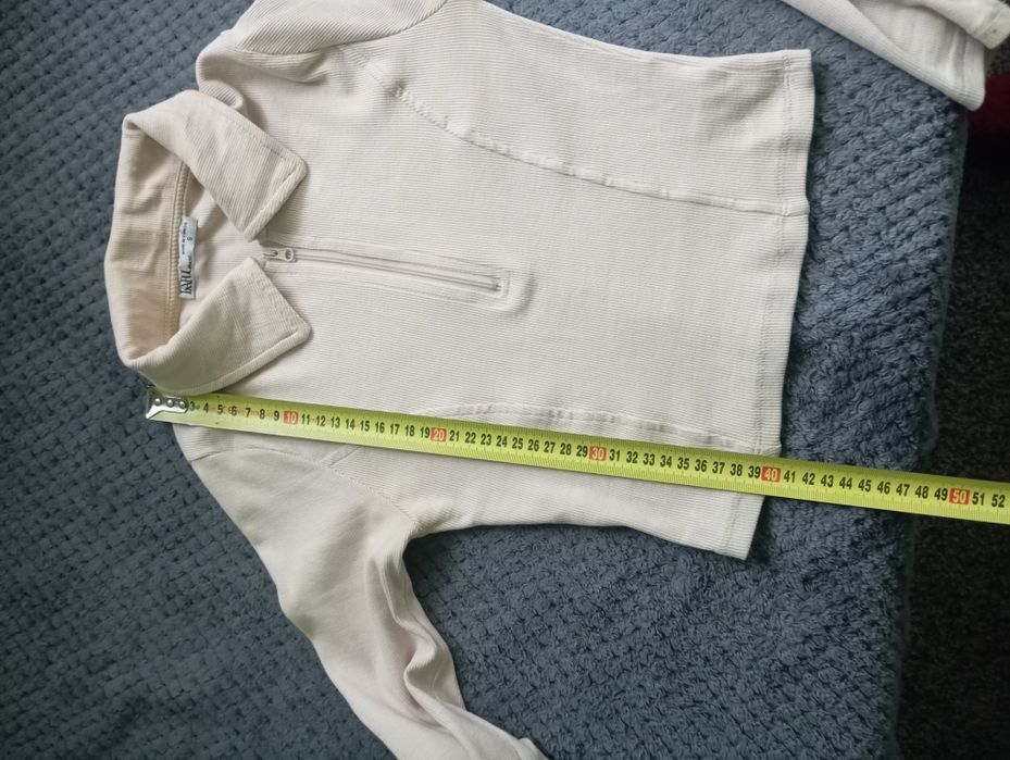 Кофтинка для дівчинки