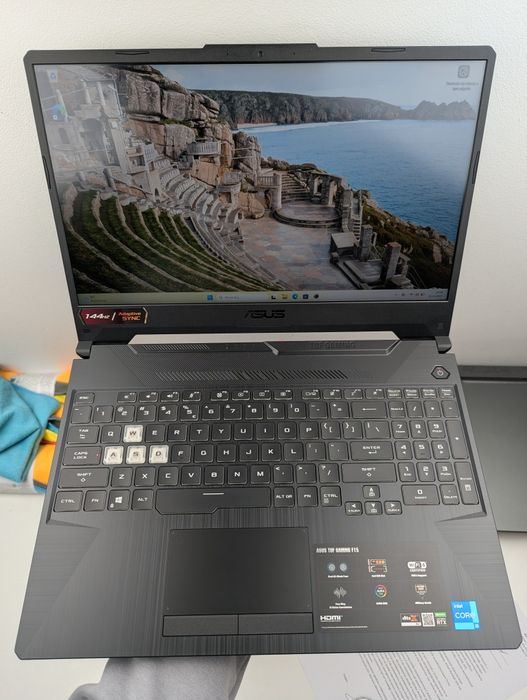 LAPTOP GAMINGOWY Asus TUF F15 RTX 3050 Intel i5-11400H 144 hz