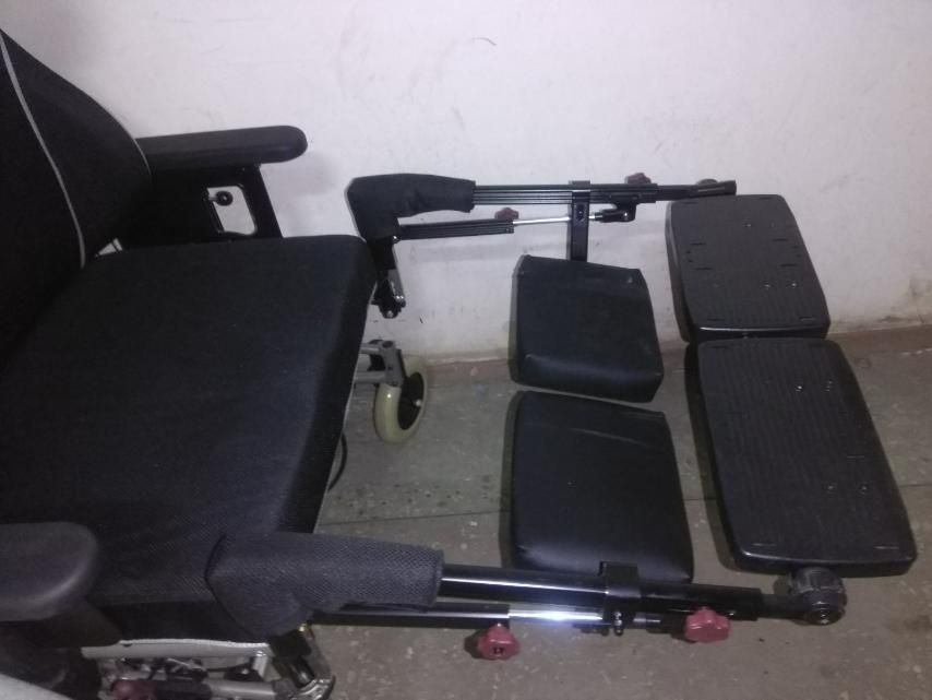 Кресло для инвалидов