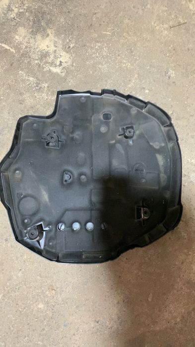 Кришка двигуна 2.0 tfsi a4 b9 b8 audi q5 8r0 80a