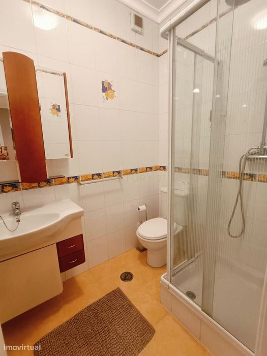Fantástico T4 de 175 m² com Vista Rio e excelente  Localização na Póvo