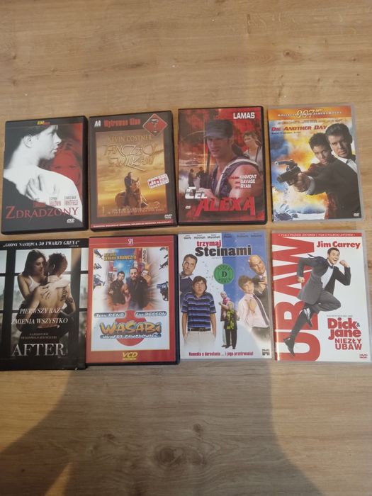 Filmy DVD 8 sztuk