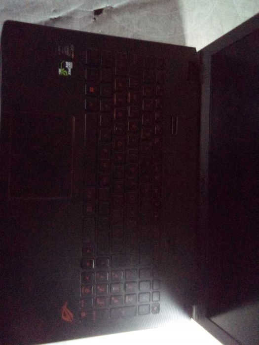Portátil gaming asus rog com extras