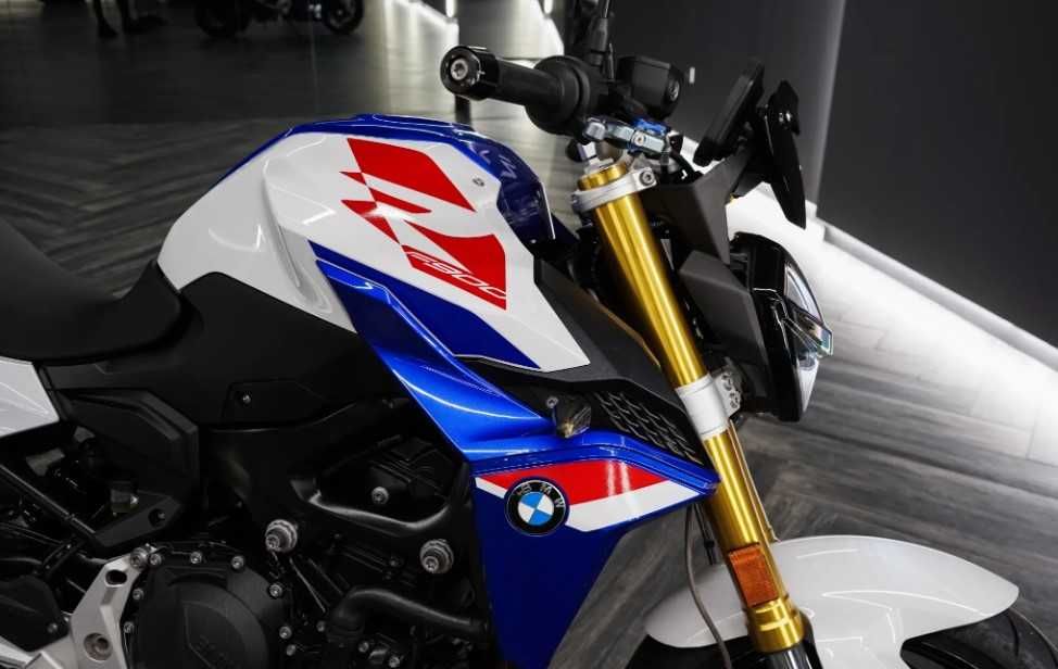BMW f900r de 2023