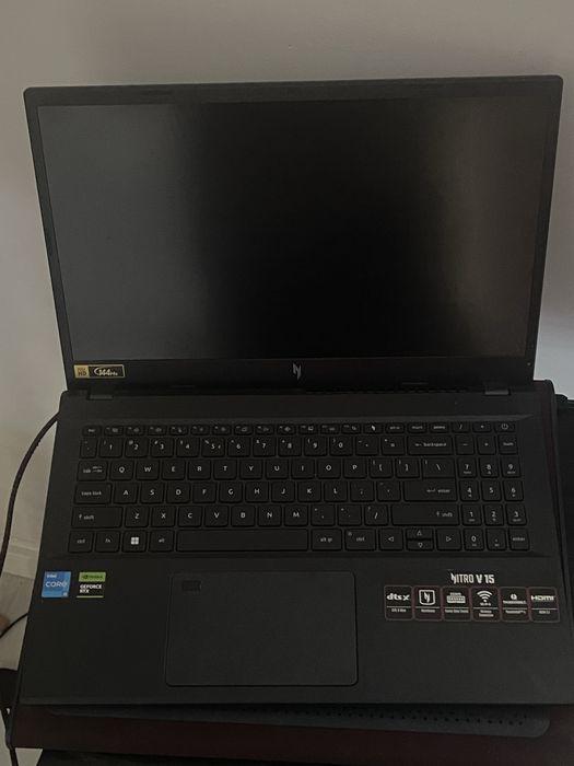 Acer Nitro v15-51 4050