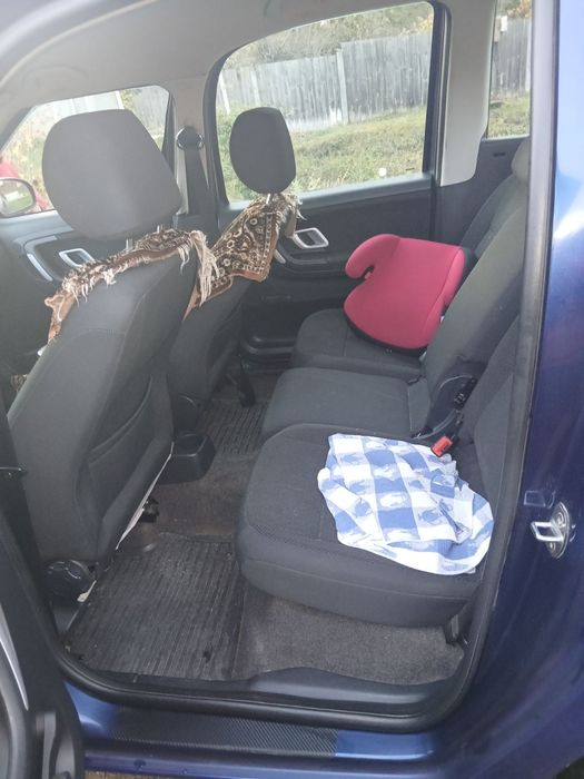 Продам Skoda Roomster