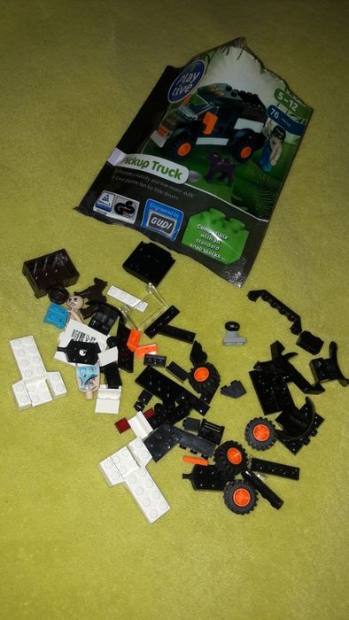 Klocki Playtive - Pickup truck