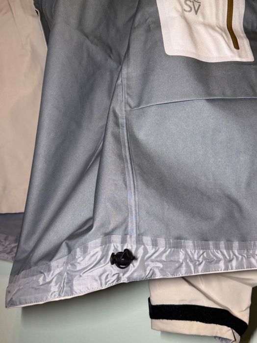 Arcteryx Alpha SV White 24k