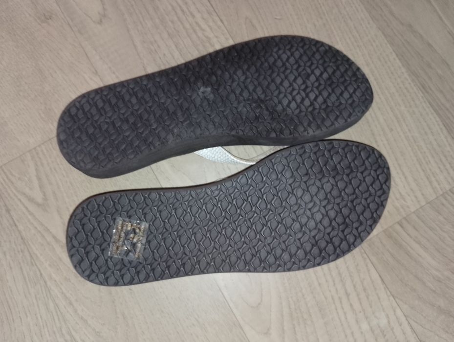 Klapki japonki damskie