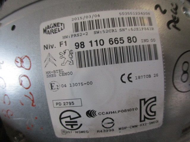 Rádio / auto-rádio PEUGEOT 208
