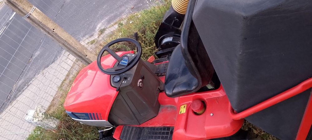 Kosiarka samojezdna traktorek z koszem Yanmar LD18 diesel hydrostat