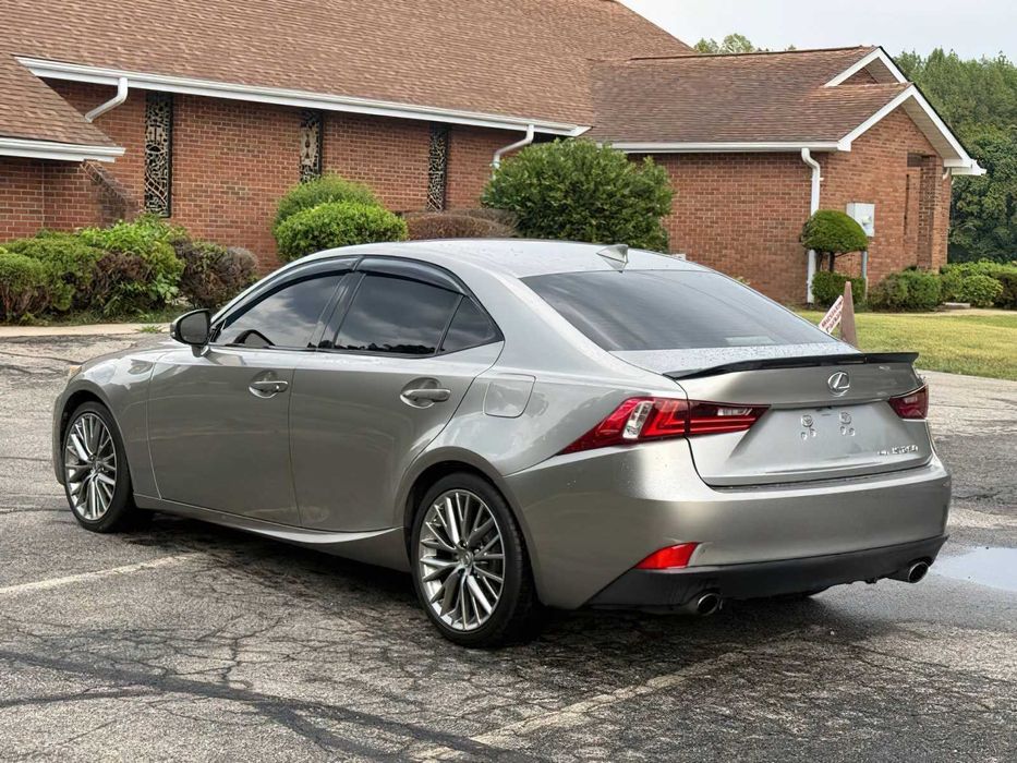 Lexus IS 250      2014