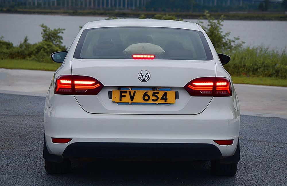 Ліхтарі (діодні стопи) Volkswagen Jetta 6 2011-2014