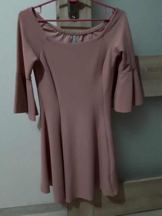 Sukienka firmy Stradivarius Rozmiar S