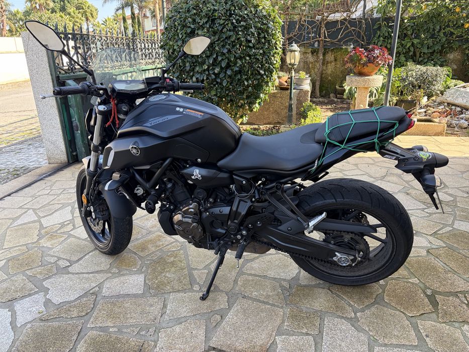 Yamaha MT07 - Irrepreensivel