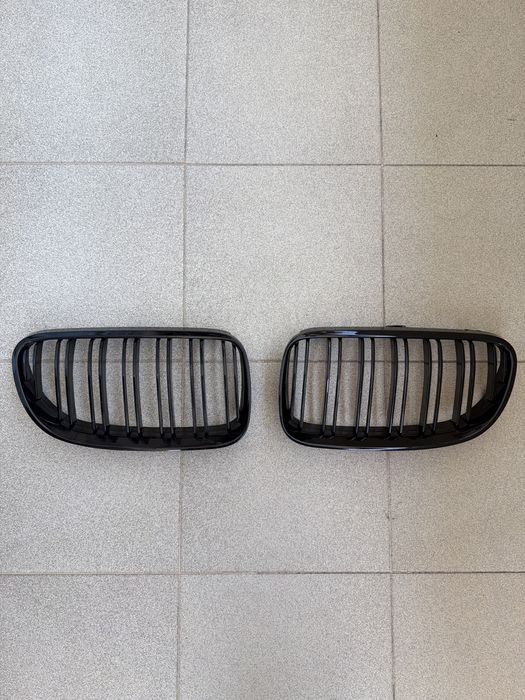 Grelhas BMW E92 pretas