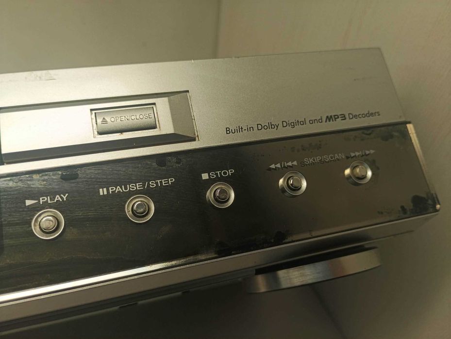 Dvd lg model 4950 z pilotem