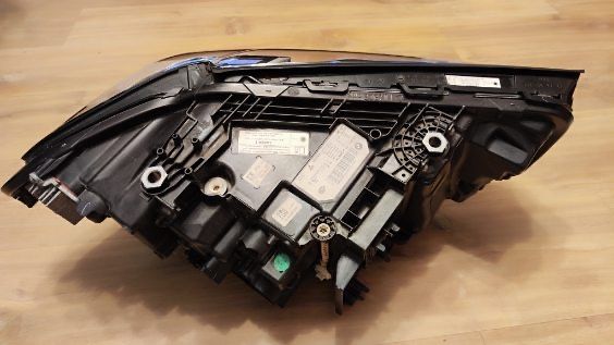 BMW G30 G31 reflektor lewy Europa 5A388D5-02