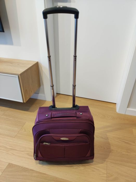 Walizka kabinowa Samsonite w pięknym kolorze