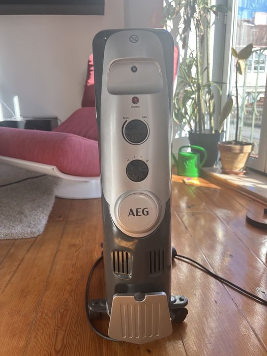 Aquecedor a Óleo AEG  (1500 W)
