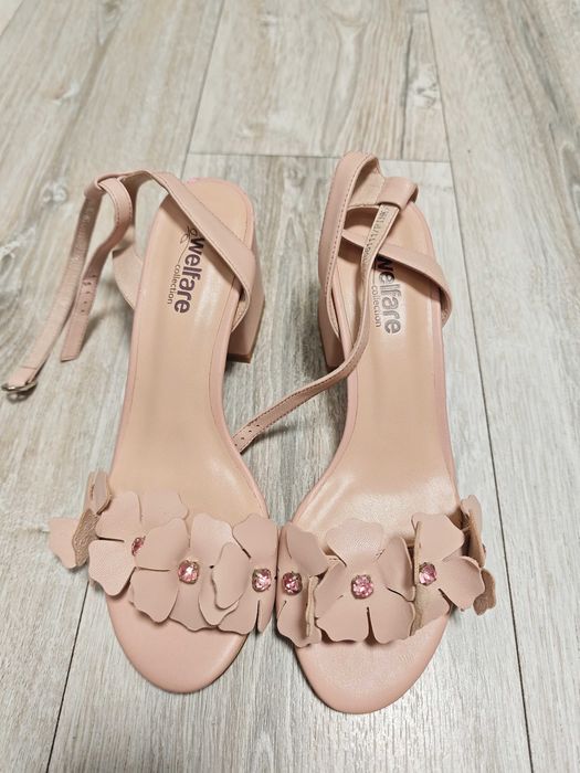 Босоніжки Welfare