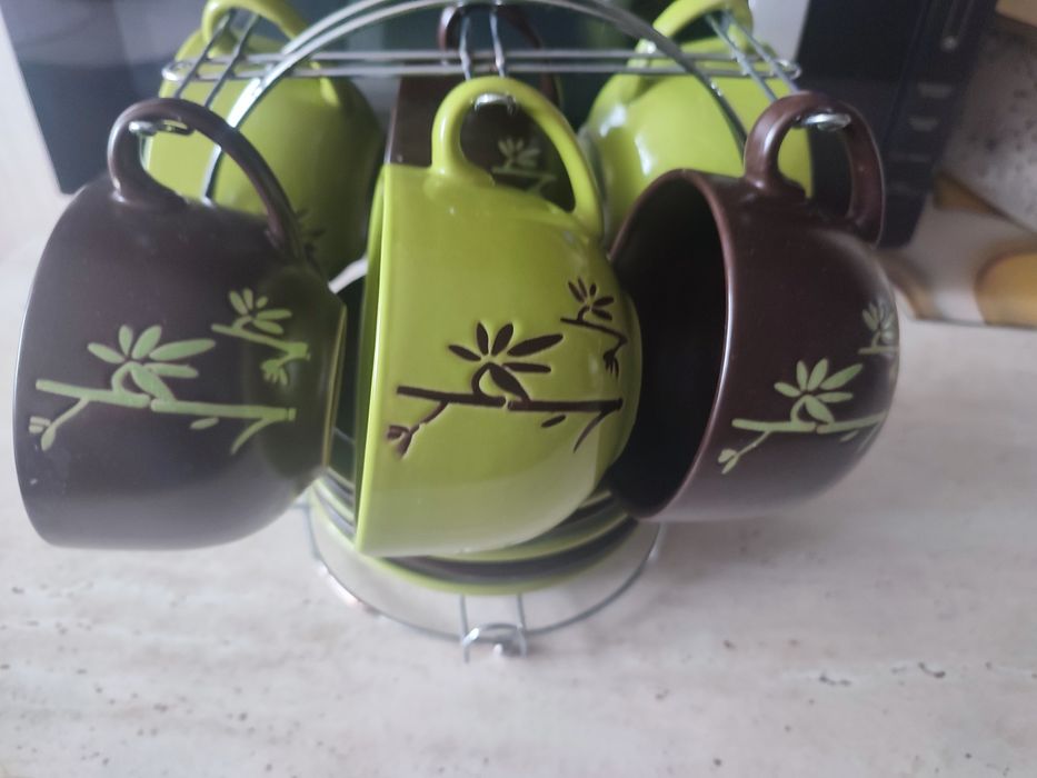 Набір чашок з підставкою