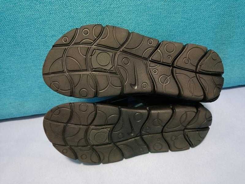 Сандалії Nike sunray adjust 4 386518-011 унісекс ідеал 38/24 см