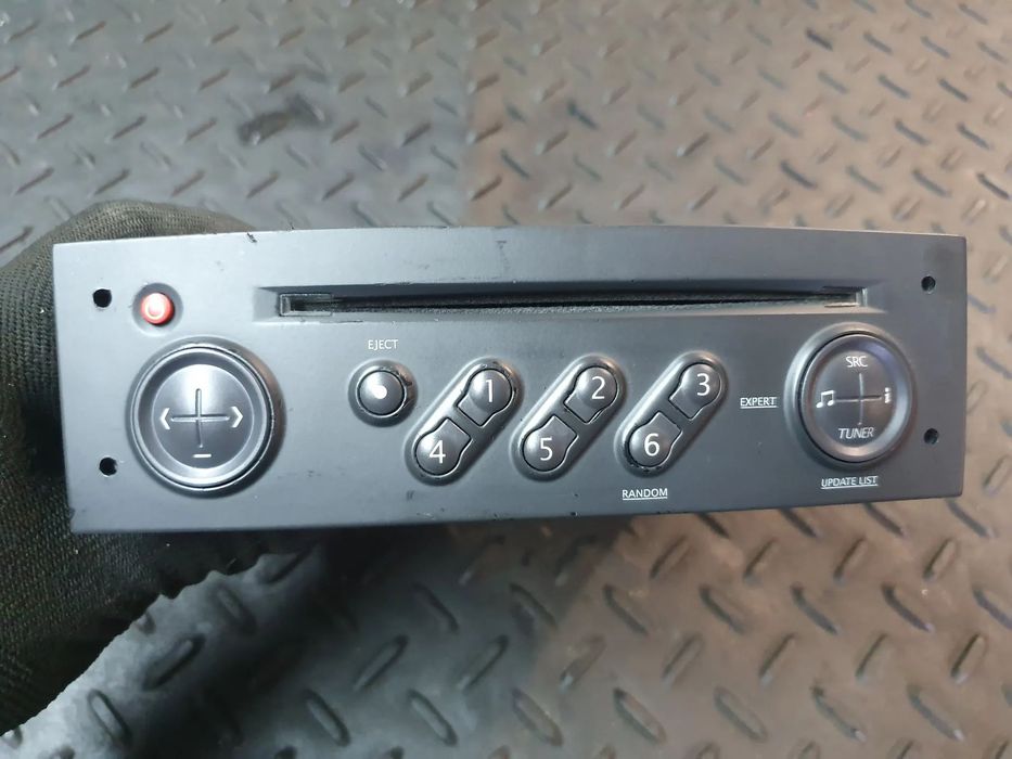 RADIO ODTWARZACZ CD FABRYCZNE RENAULT MEGANE II 8200367486