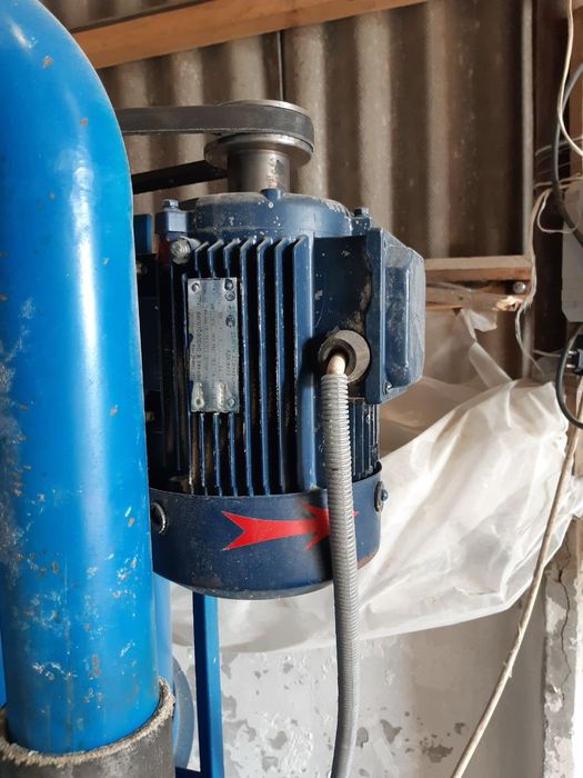 Продам міні комбікормову установку комбімікс
