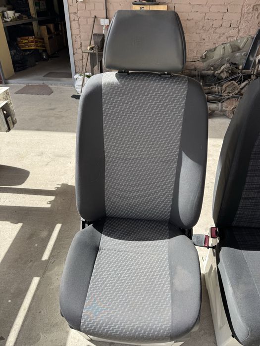 Сидіння Мерседес Спрінтер Volkswagen Lt Renault Master